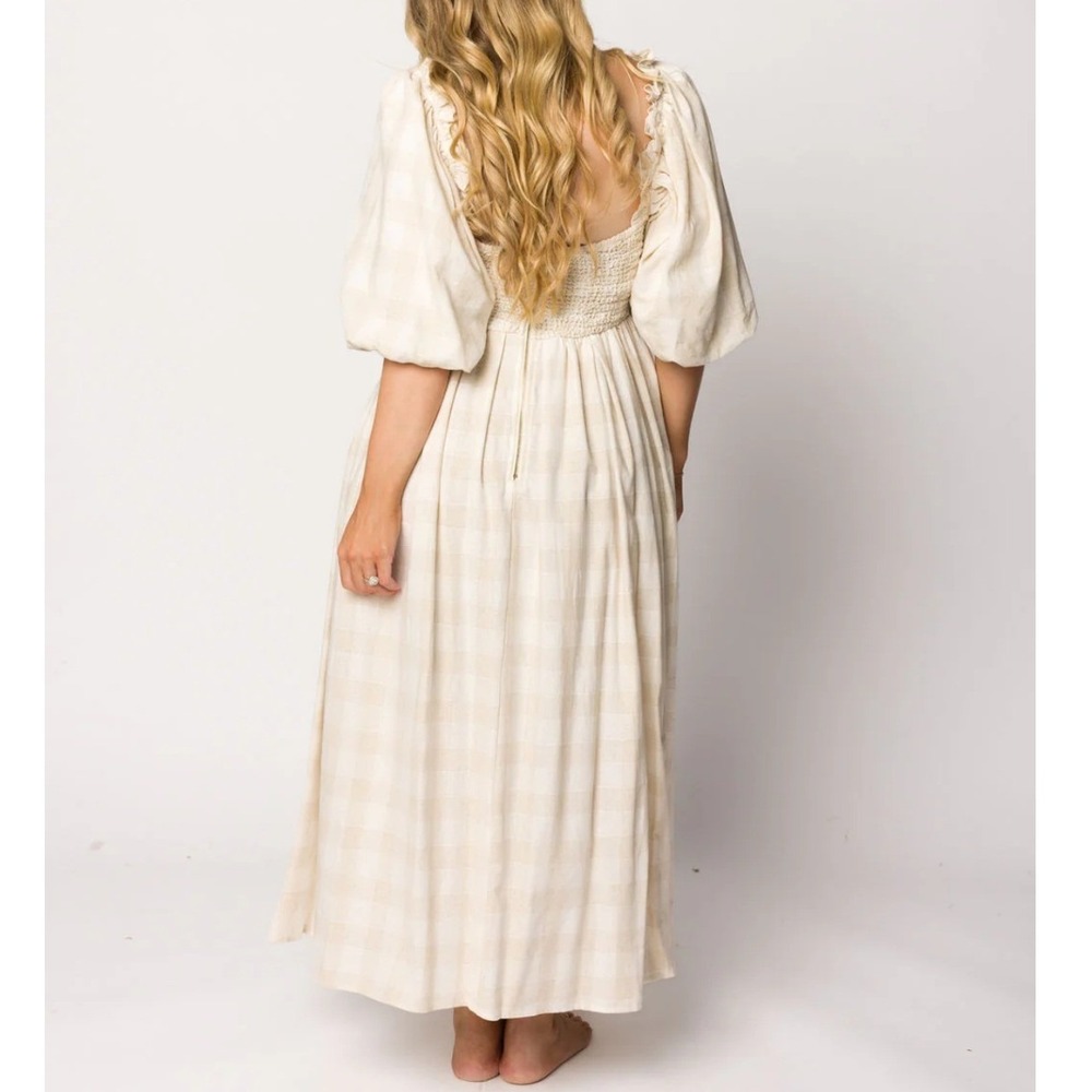 Worth Collective Maxi Smocked Bodice Puff Sleeve Dress in Beige Plaid - Picture 4 of 9